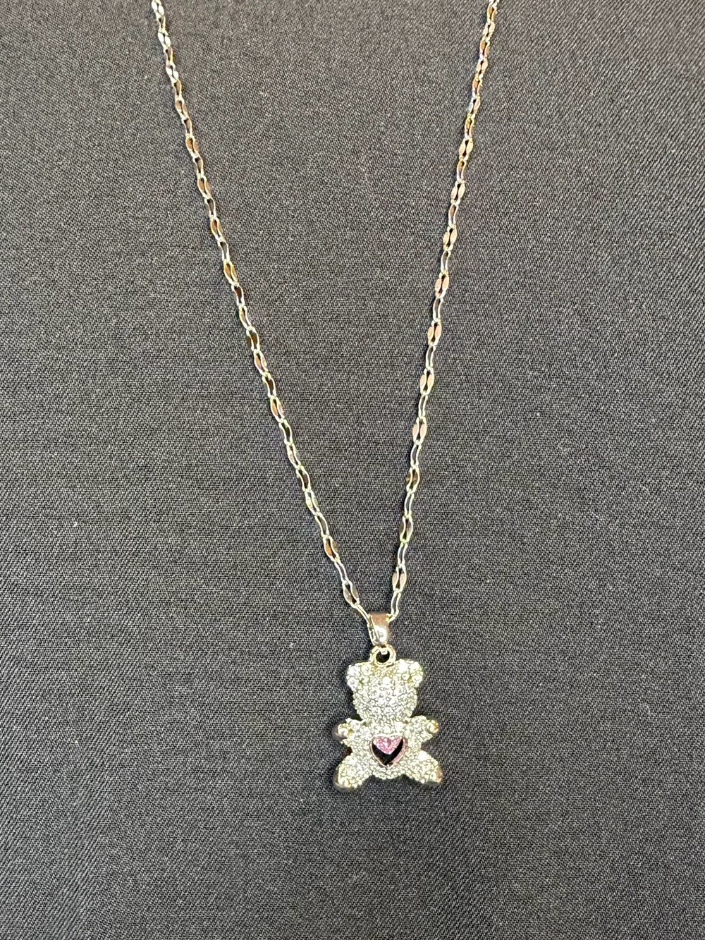 🧸🩷 Sparkling Teddy Bear Pendant Necklace Silver Tone Pink Heart Crystal Cute Gif - Picture 2 of 3